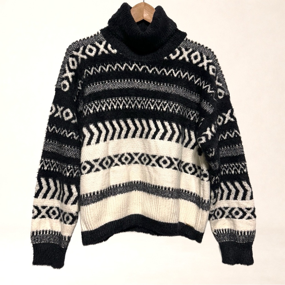 Nordic Fair Isle Fuzzy Turtleneck Sweater Apres Ski Scandi Cabin Core Cozy M